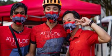 young-singapore-athlete-training-coach-unsplash - SINwebzine A young athlete trains with a coach as part of Singapore's youth Olympic legacy programme at a community sports centre.